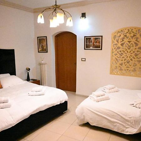 The German House Aparthotel Akko Eksteriør bilde