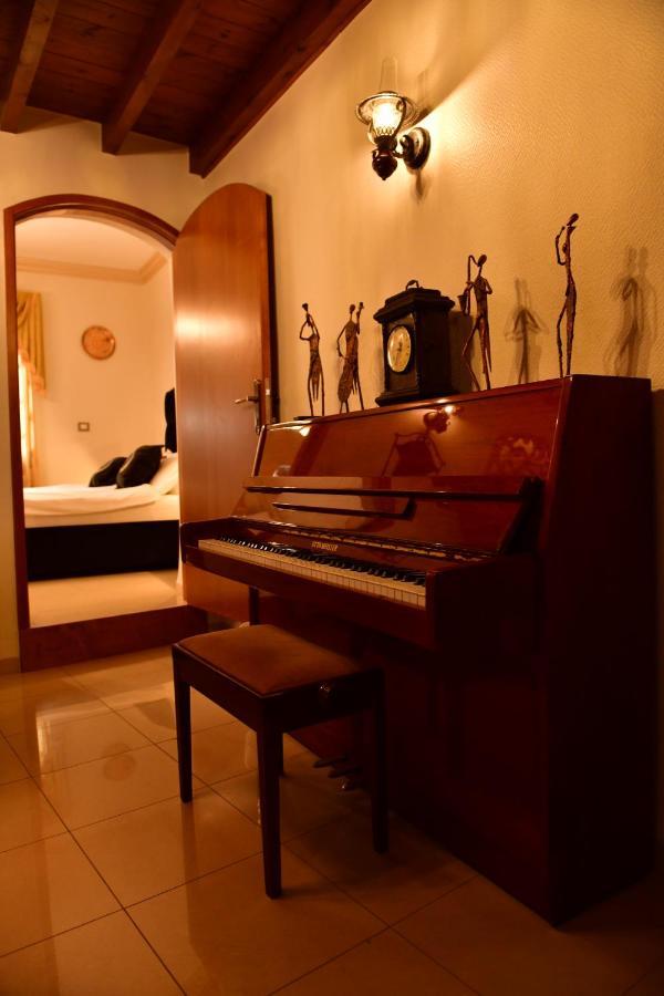 The German House Aparthotel Akko Eksteriør bilde