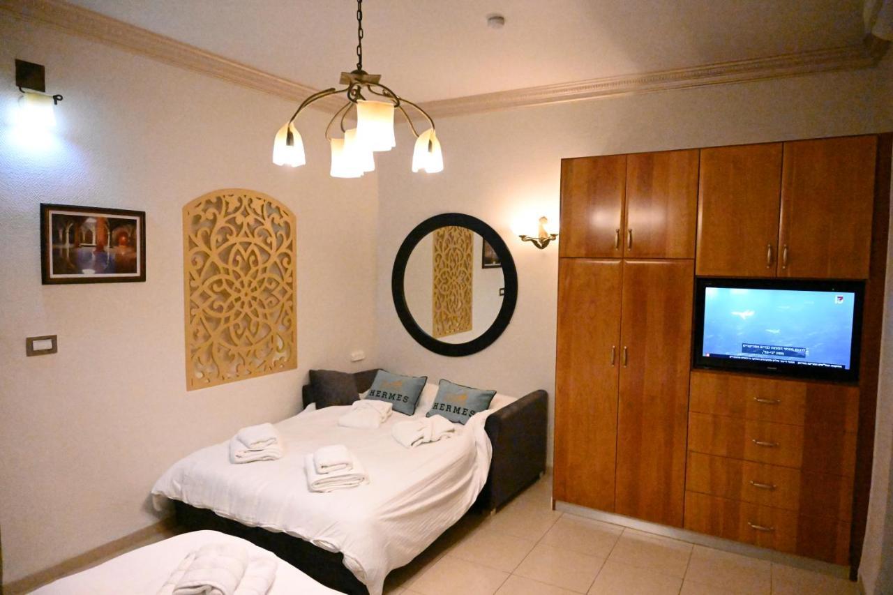 The German House Aparthotel Akko Eksteriør bilde